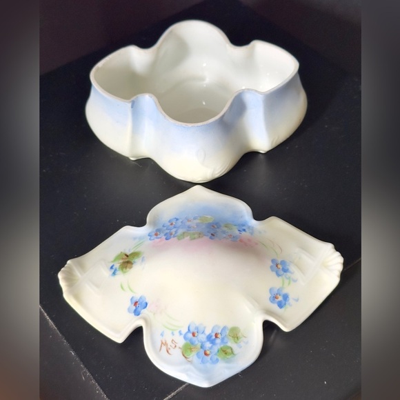 Antique RS Germany Trinket Dish Powder Jar Blue Flowers Hand Painted Signed M.S. - Picture 7 of 15
